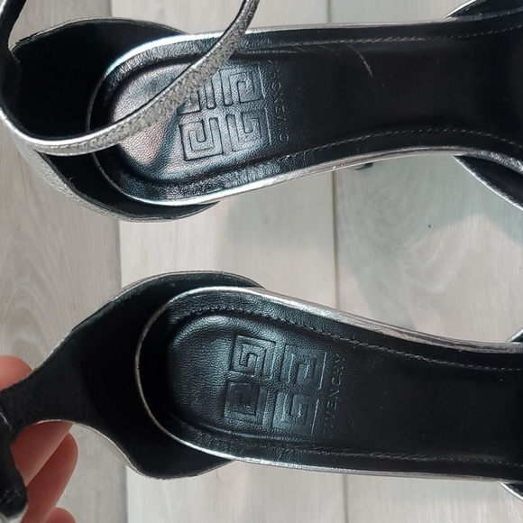 Givenchy Womens G lock Metallic Ankle Strap Heels Pump Sandals Shoes sz 9 - Picture 6 of 16
